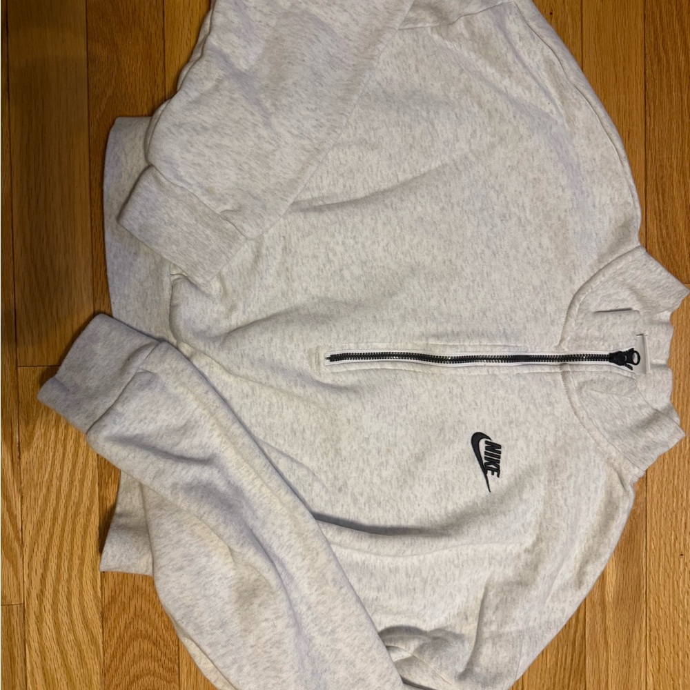 Nike Women’s Light Gray Zip-Up Sweater